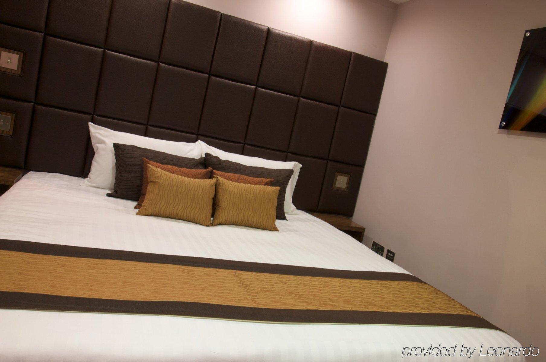 Roomzzz Leeds City Exterior foto