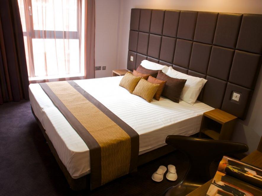 Roomzzz Leeds City Exterior foto