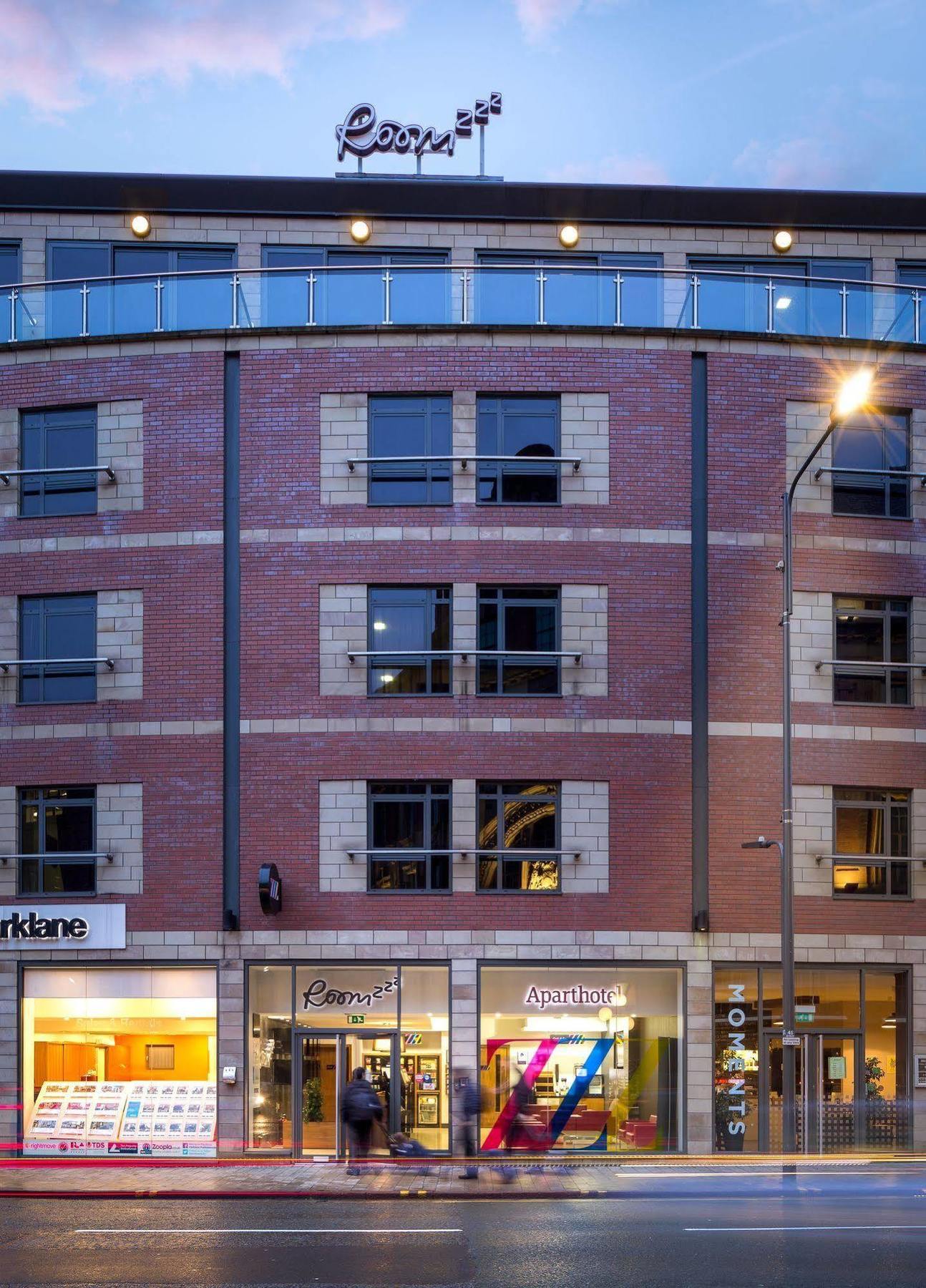 Roomzzz Leeds City Exterior foto